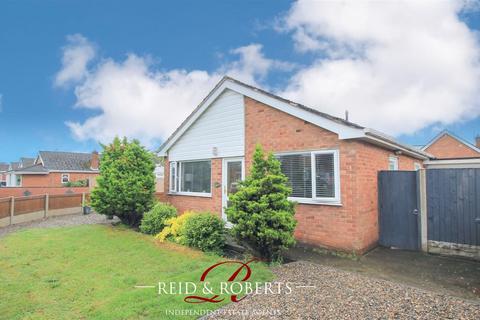 3 bedroom detached bungalow for sale - Ffordd Pentre, Mold