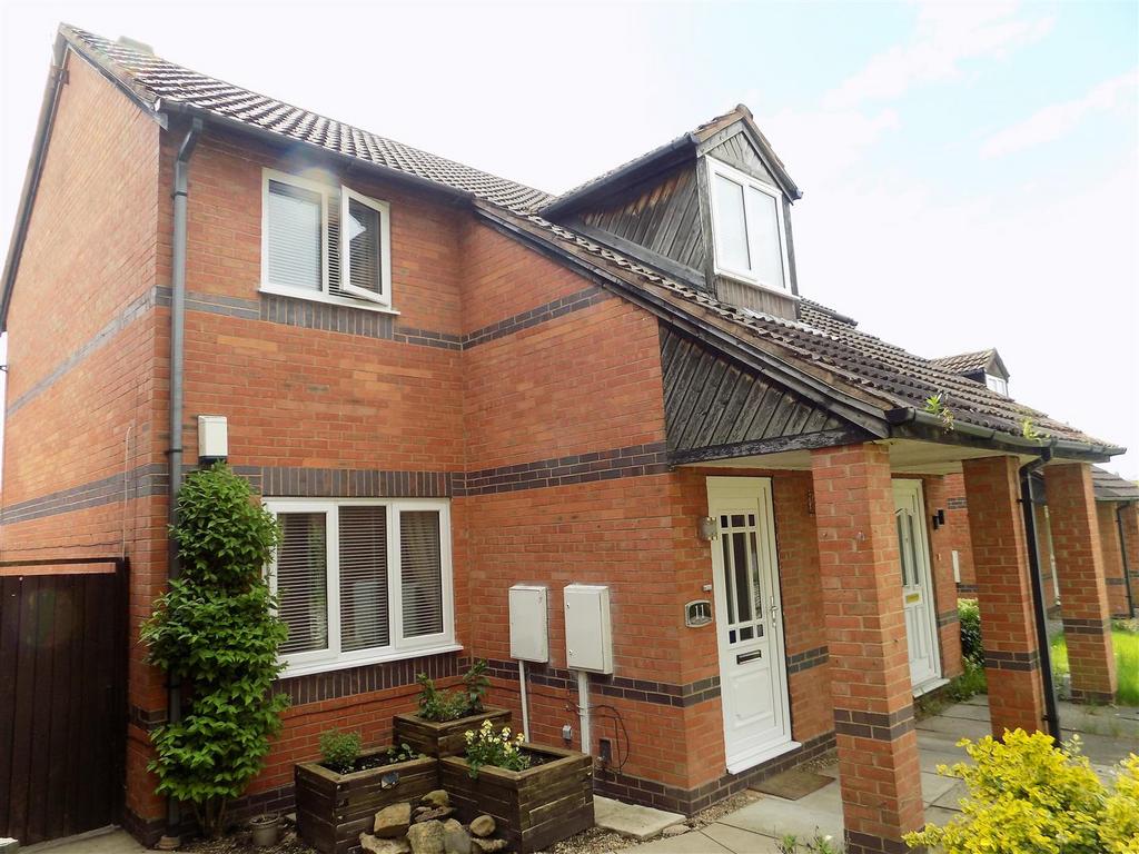 Mount Pleasant, RadcliffeOnTrent, Nottingham 3 bed end of terrace house for sale £295,000