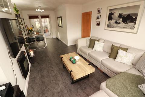 82 Stanshawe Crescent, Yate, Bristol, BS37 4EG