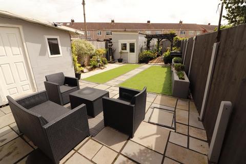 82 Stanshawe Crescent, Yate, Bristol, BS37 4EG