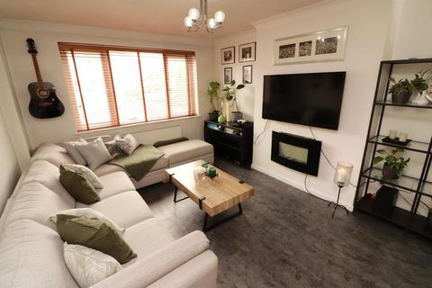 82 Stanshawe Crescent, Yate, Bristol, BS37 4EG