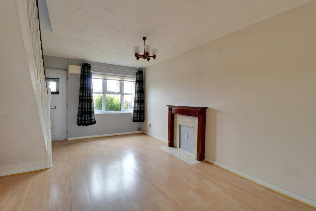 Fakenham Drive, Bobblestock 2 bed house £725 pcm (£167 pw)