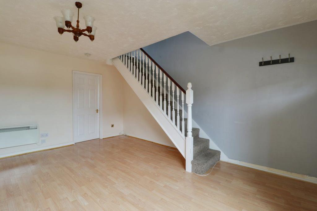 Fakenham Drive, Bobblestock 2 bed house £725 pcm (£167 pw)