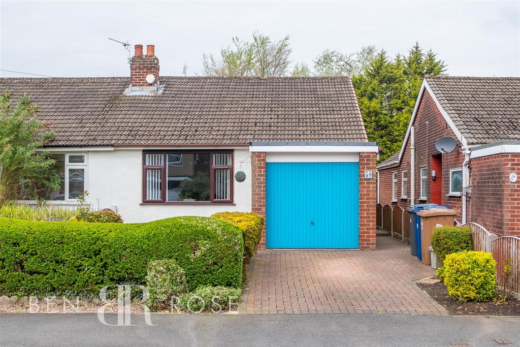 Western Drive, Leyland 3 bed bungalow for sale £225,000