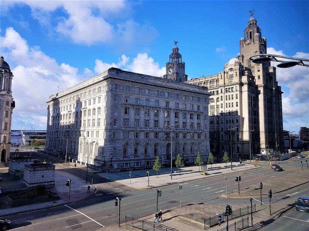 Beetham Plaza, 25 The Strand, Liverpool 2 bed apartment to rent £