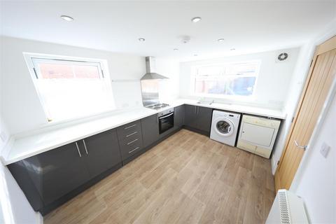 2 bedroom end of terrace house for sale, High Street, Aldbrough, Hull