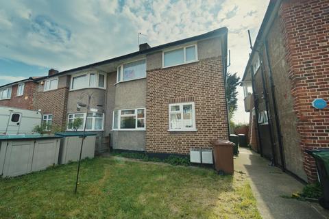 14 Meadow Close, London, SE6 3NW