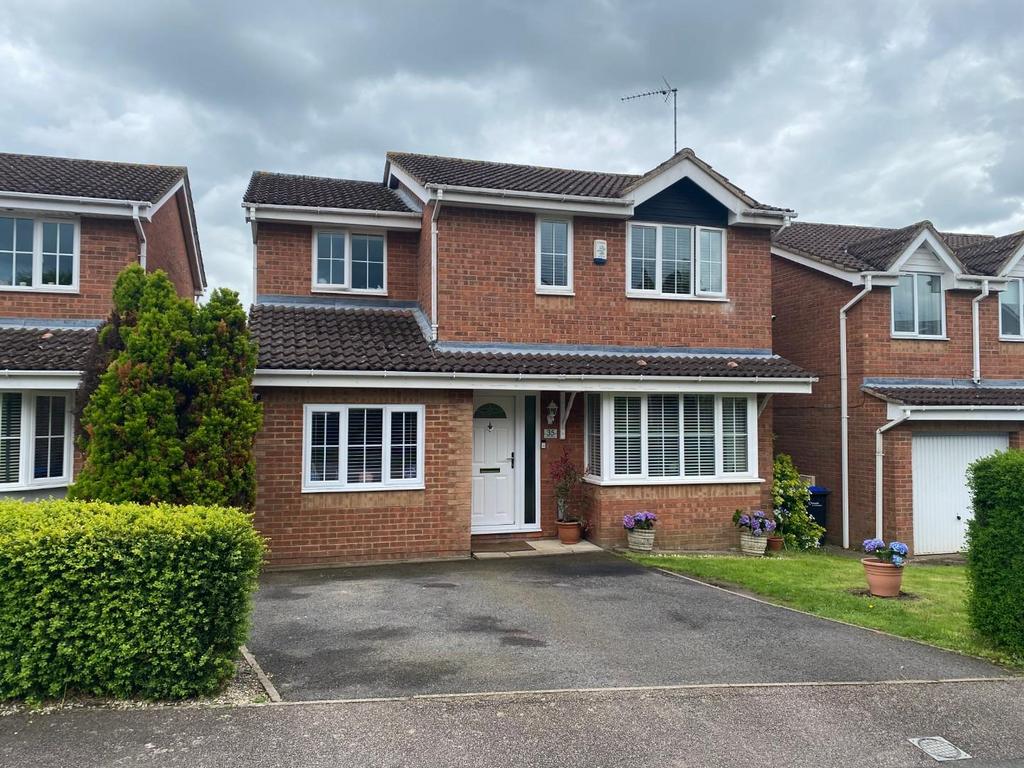 Cherry Blossom Close, Little Billing, Northampton NN3 4 bed detached house for sale £370,000