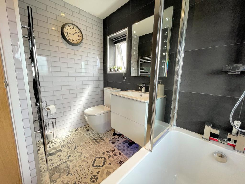 Bathroom/w.c.