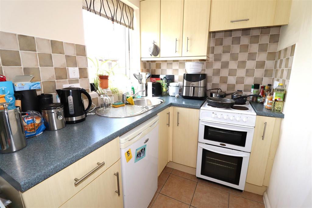 Framlingham Grove, Kenilworth 1 bed apartment for sale £129,950