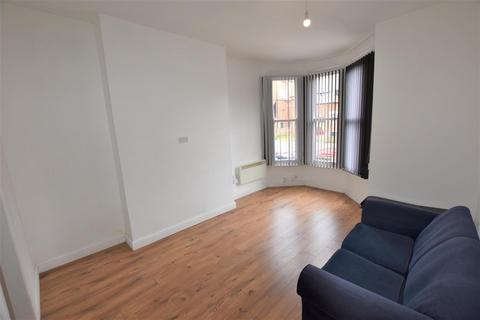 1 bedroom flat to rent - Clarendon Park Road, Leicester, LE2