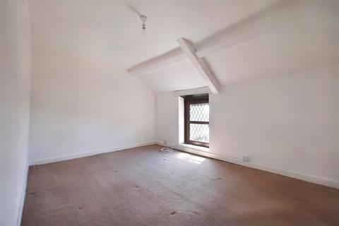 2 Heol Singleton, Llansaint, Kidwelly, SA17 5JG