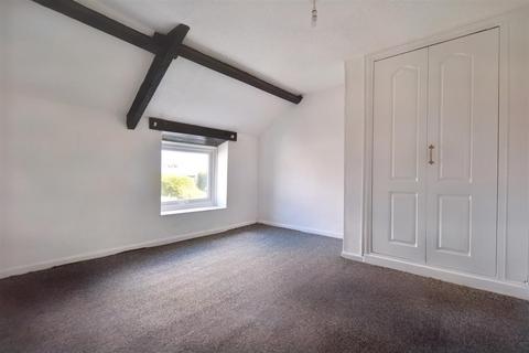 2 Heol Singleton, Llansaint, Kidwelly, SA17 5JG