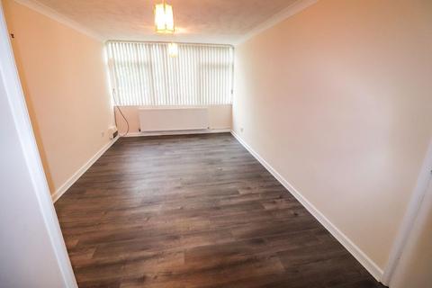 2 bedroom flat for sale, Haunchwood Road, Nuneaton