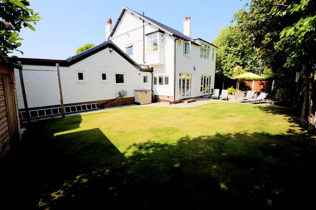 St. Michaels Road, Liverpool L23 4 bed house for sale £780,000
