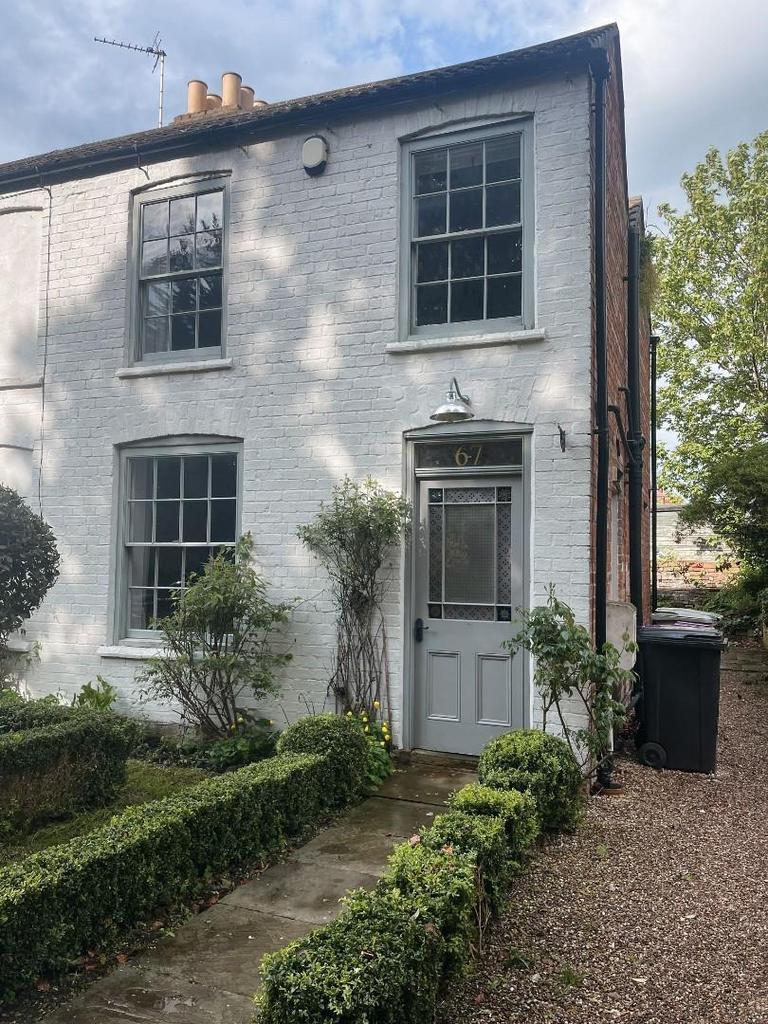 Church Street, Louth 2 bed house £700 pcm (£162 pw)