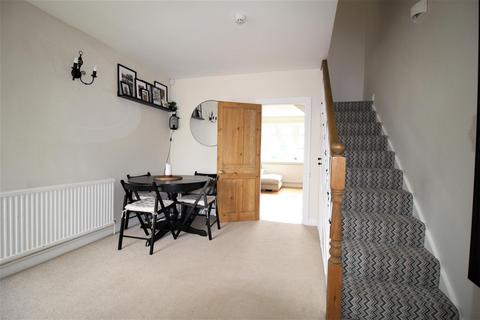 79 Kingston Road, Epsom, KT17 2ER