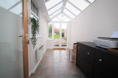 79 Kingston Road, Epsom, KT17 2ER