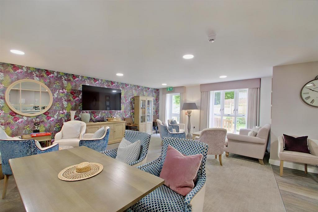 8550962-interior04-800.JPG