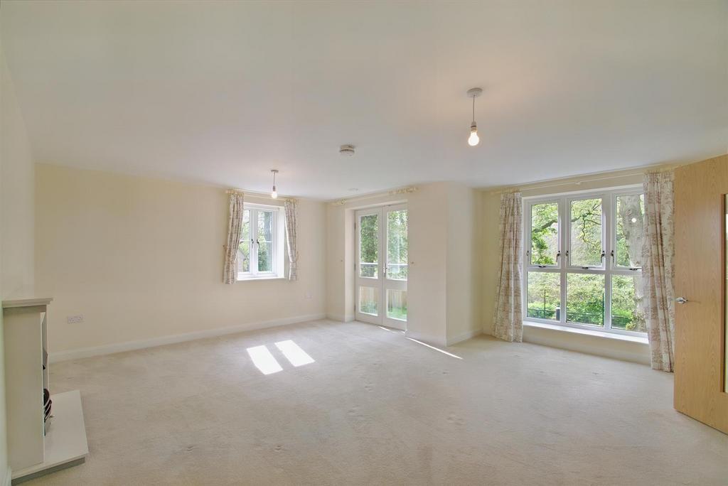 8550962-interior06-800.JPG