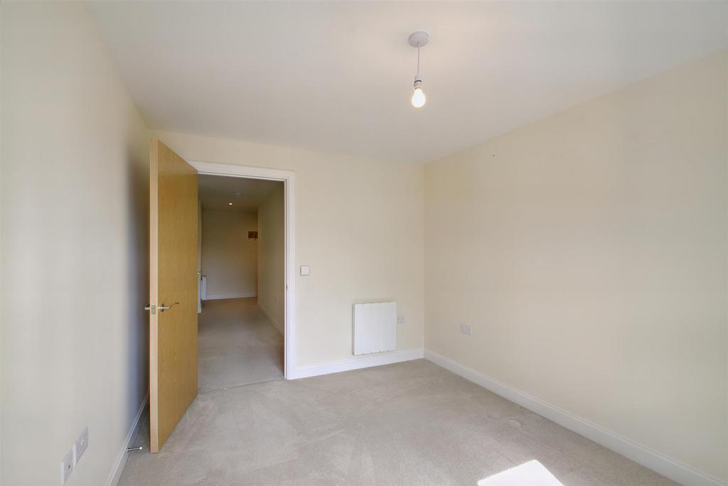 8550962-interior15-800.JPG