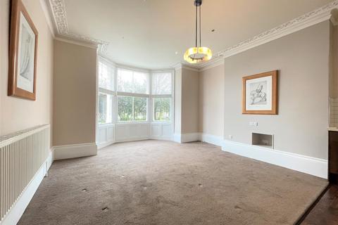2 bedroom apartment for sale - Prince of Wales Terrace, Scarborough