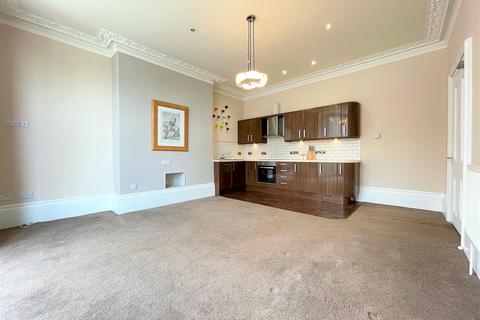 2 bedroom apartment for sale - Prince of Wales Terrace, Scarborough