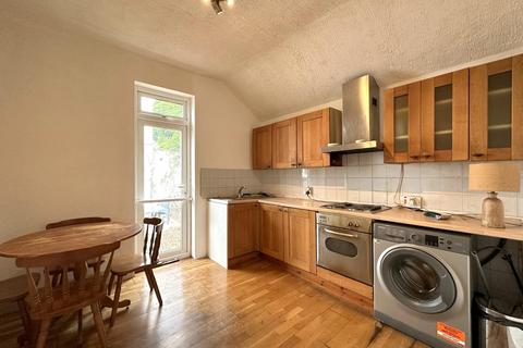 43a Lower Road, Sutton, SM1 4QR