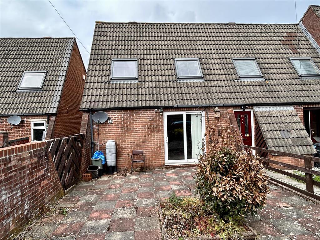 Prestwick Close, Brislington, Bristol 2 bed semidetached house £245,000