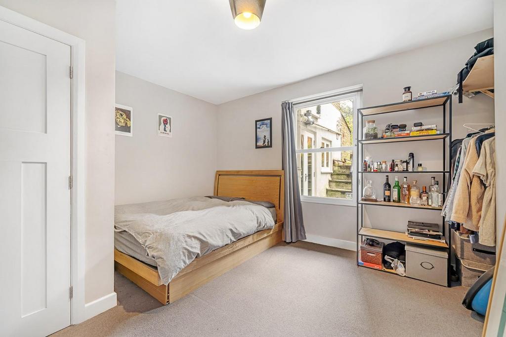Bedroom 3.jpg