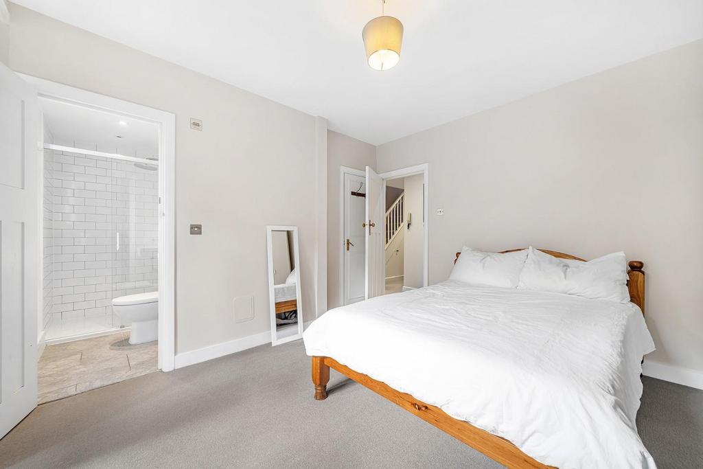 Principal Bedroom.jpg