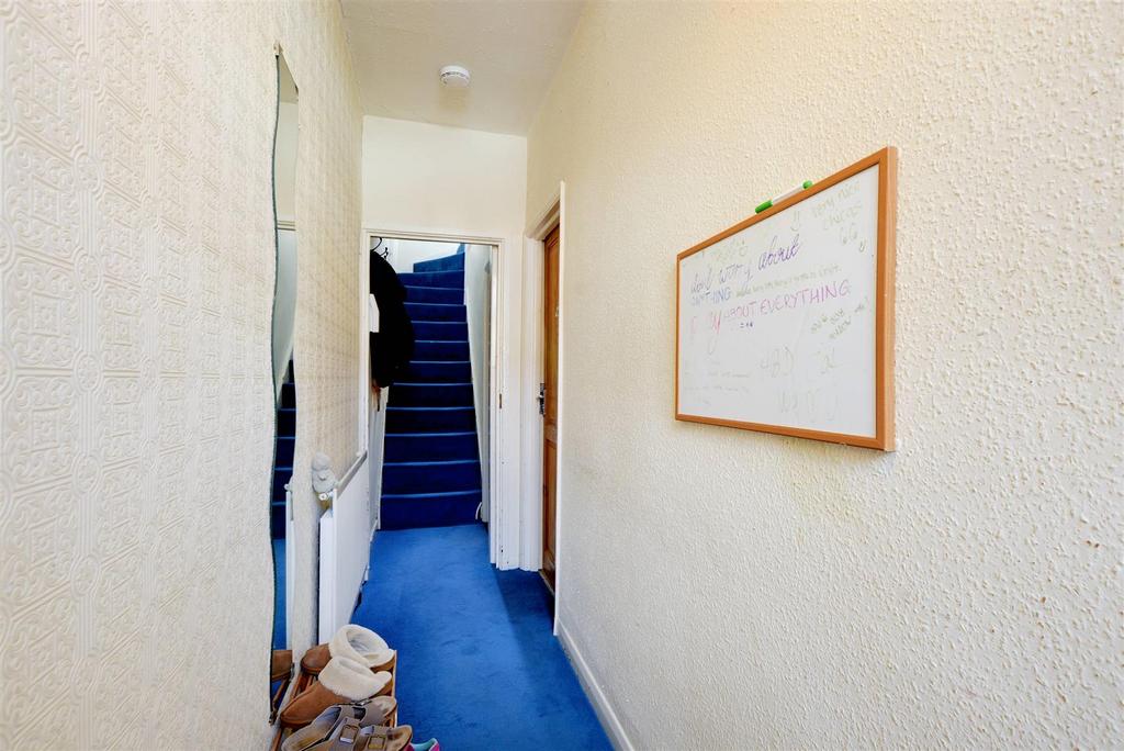 Hallway.jpeg