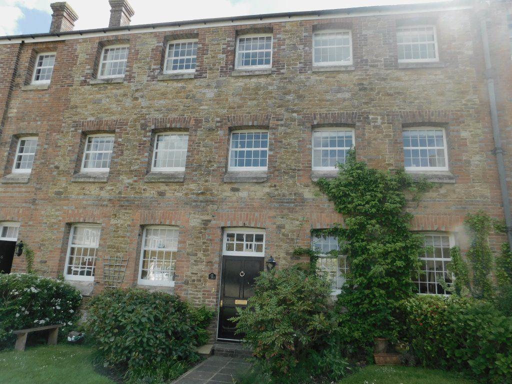 Frederick Thatcher Place, Battle 2 bed house £1,100 pcm (£254 pw)