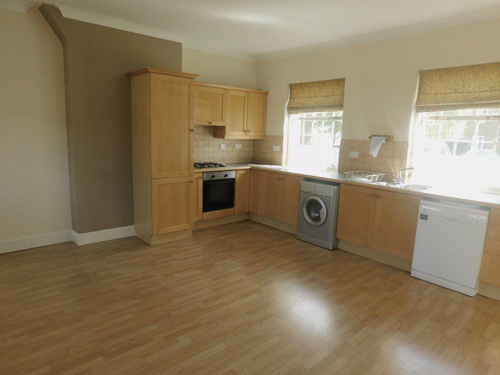 Frederick Thatcher Place, Battle 2 bed house £1,100 pcm (£254 pw)