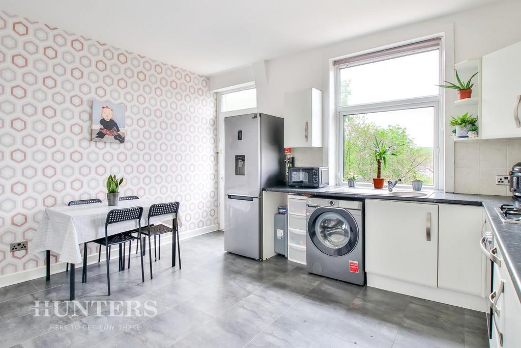 Dining kitchen