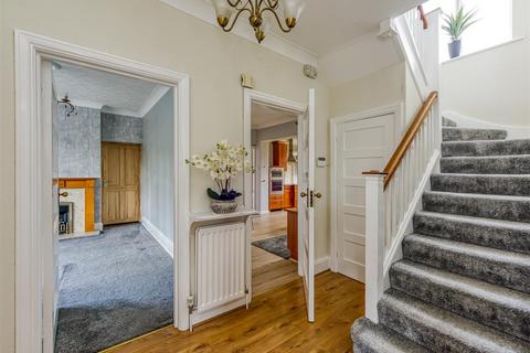94 Codsall Road, Wolverhampton, WV6 9QP