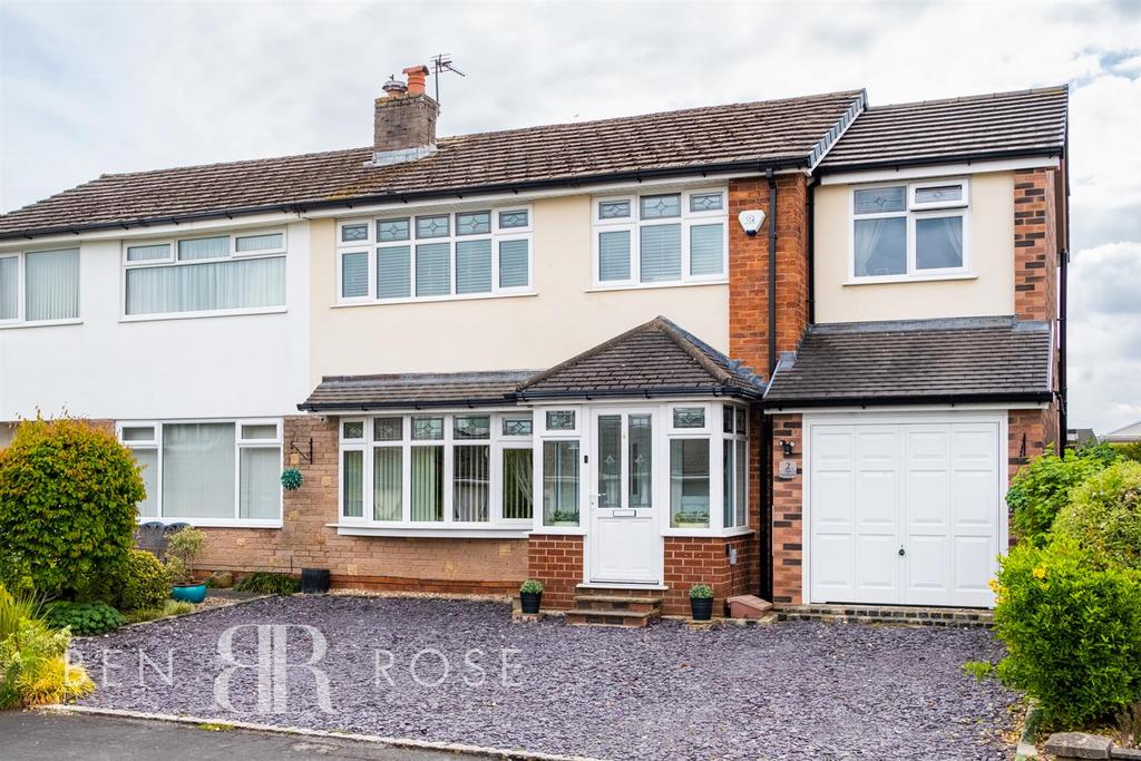 The Hawthorns, Eccleston, Chorley 4 bed semidetached house for sale