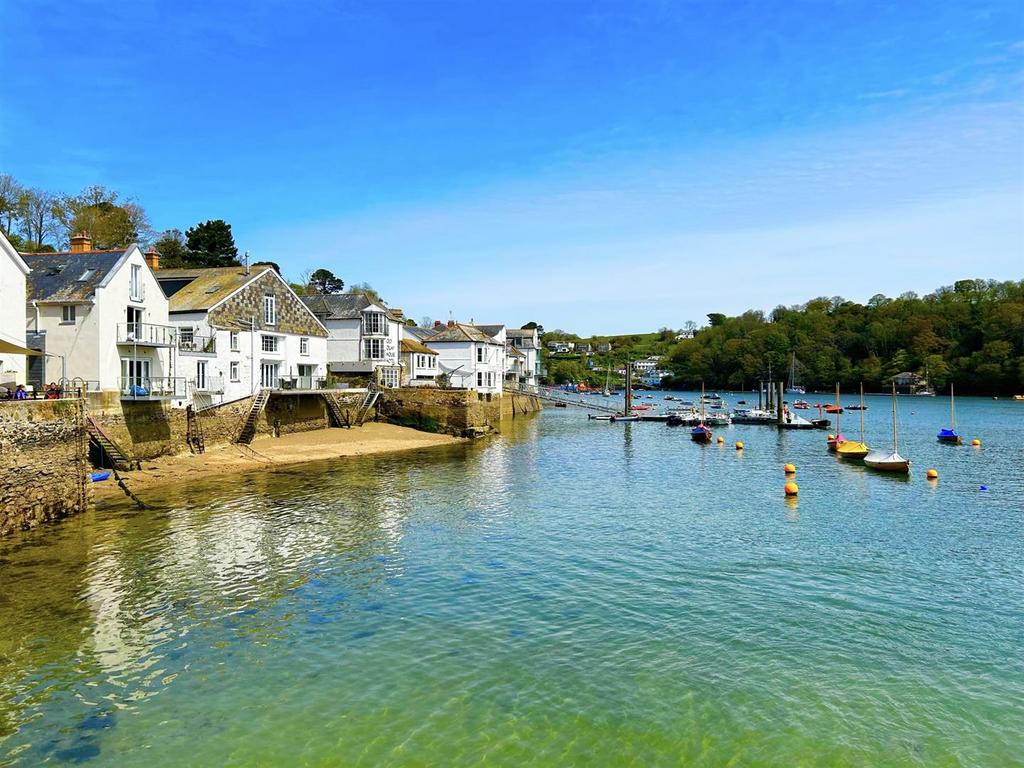 Harbour(Not A View From The Property)