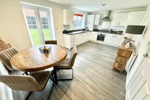 25 Buttercup Grove, Stainton, Middlesbrough, TS8 9FG
