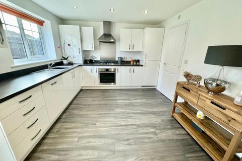 25 Buttercup Grove, Stainton, Middlesbrough, TS8 9FG