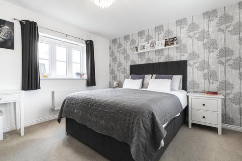 27 Gemini Way, Brackley, NN13 6QR