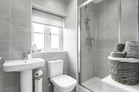 27 Gemini Way, Brackley, NN13 6QR