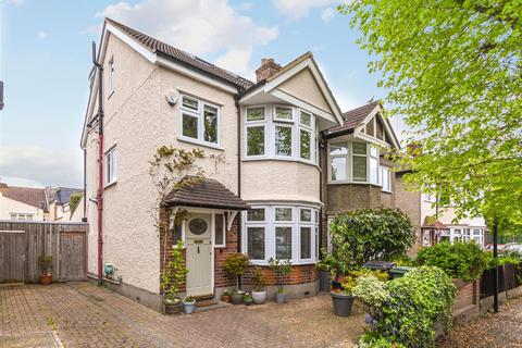 45 Queens Grove Road, London, E4 7BT