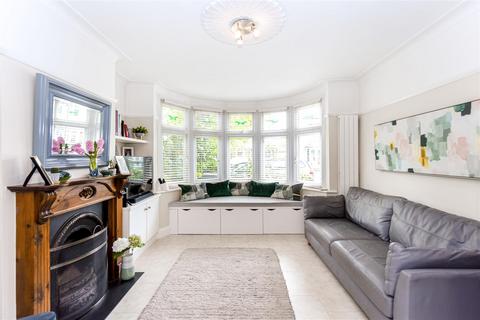 45 Queens Grove Road, London, E4 7BT