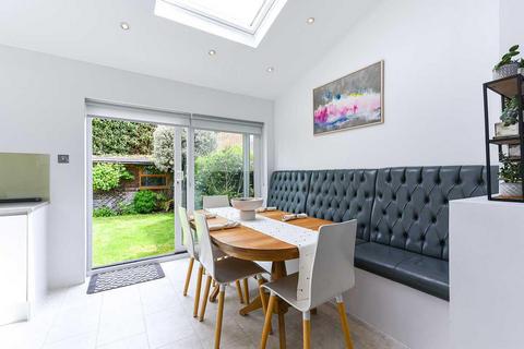 45 Queens Grove Road, London, E4 7BT