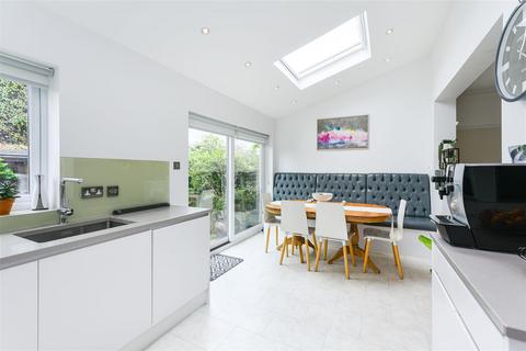 45 Queens Grove Road, London, E4 7BT