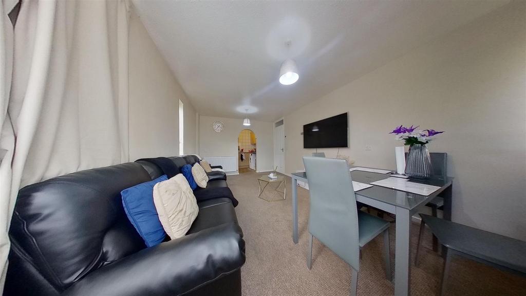Downs Barn Boulevard, Downs Barn, Milton Keynes 1 bed apartment for