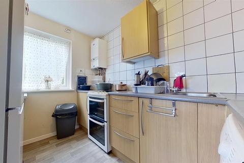67b Downs Barn Boulevard, Downs Barn, Milton Keynes, MK14 7LL