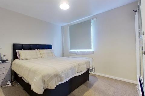 67b Downs Barn Boulevard, Downs Barn, Milton Keynes, MK14 7LL