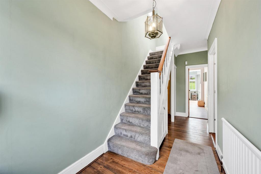 Ravensbourne Avenue, Shortlands, Bromley, BR2 3 bed semidetached house